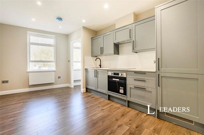 1 Bedroom Flat To Rent In The Hard, Portsmouth, Hampshire, PO1