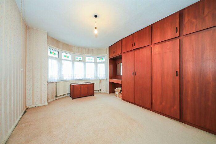 3 Bedroom Detached House For Sale In Cumberland Road, Bilston, WV14