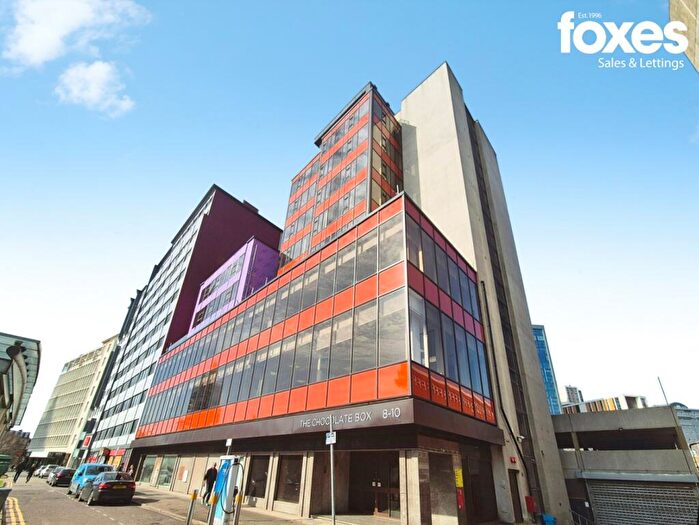 2 Bedroom Flat To Rent In The Chocolate Box, - Christchurch Road, Bournemouth, Dorset, BH1