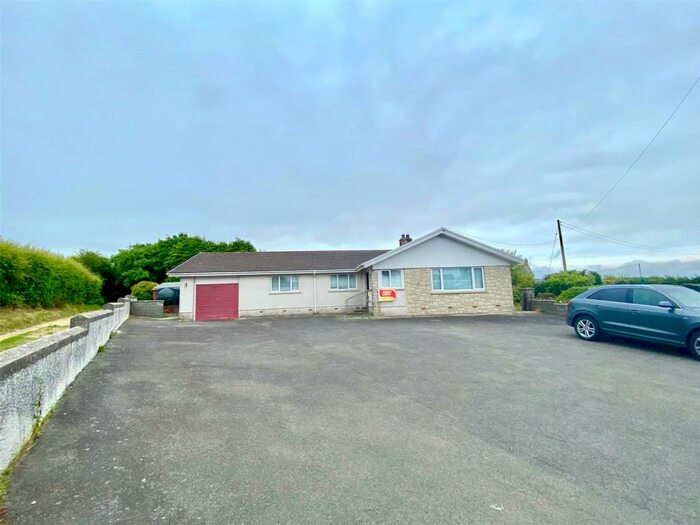 3 Bedroom Bungalow For Sale In Tanygroes, Cardigan, Ceredigion, SA43
