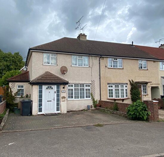 3 Bedroom End Of Terrace House For Sale In Coombes Road, London Colney, AL2