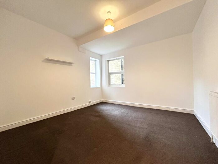 2 Bedroom Flat For Sale In Westcliff Road, Westbrook, Margate, CT9