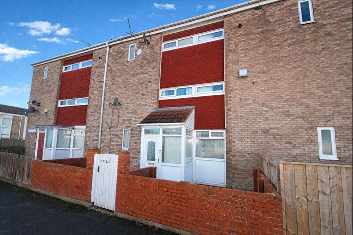 4 Bedroom Terraced House For Sale In Grimscott Close, Hull, East Riding Of Yorkshire, HU7