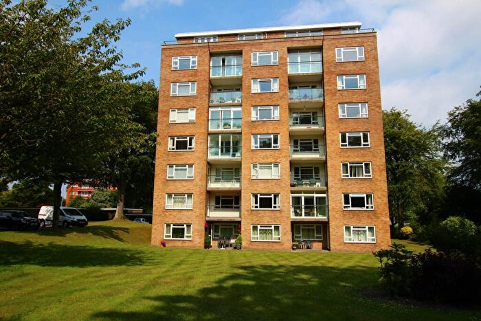 2 Bedroom Flat For Sale In Compton Place Road, Eastbourne, BN21