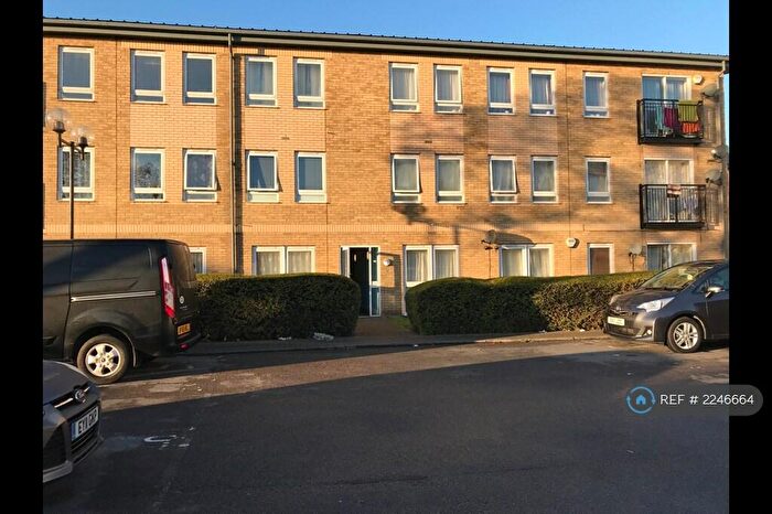 2 Bedroom Flat To Rent In Abbey Road, Barking, IG11