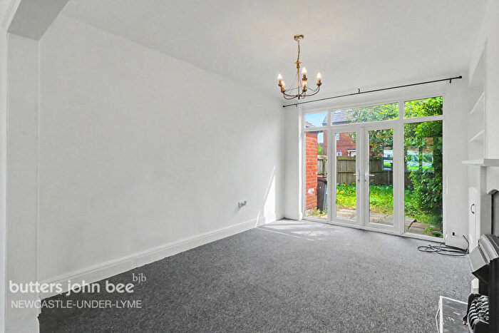 3 Bedroom Semi-Detached House For Sale In King Street, Newcastle, ST5