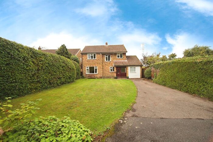 4 Bedroom Detached House For Sale In Pickford Road, Markyate, St. Albans, AL3
