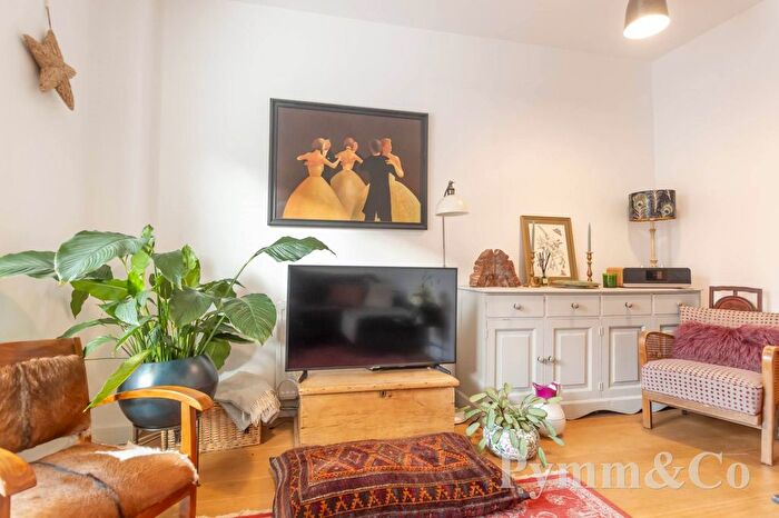 3 Bedroom Town House For Sale In Calvert Street, Norwich, NR3