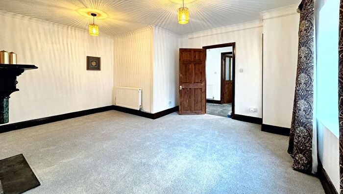 3 Bedroom Semi-Detached House To Rent In A Elborough Avenue, Bristol, BS49