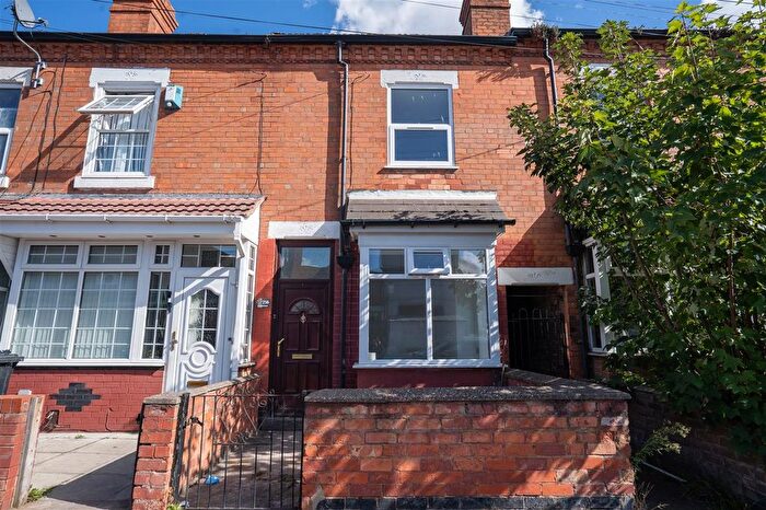 3 Bedroom Terraced House For Sale In Solihull Road, Birmingham, B11