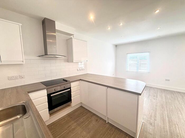 2 Bedroom Flat To Rent In Sevenoaks Road, Pratts Bottom, Orpington, BR6