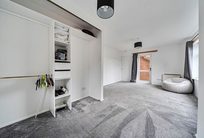 Studio For Sale In Camden Road, Tunbridge Wells, Kent, TN1
