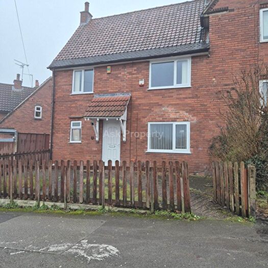 3 Bedroom Semi Detached House To Rent In Hibbert Road, Mansfield, NG18