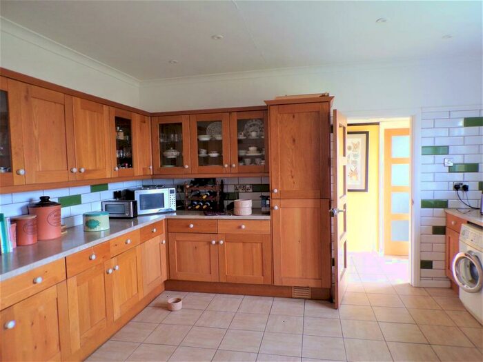 3 Bedroom Detached Bungalow For Sale In Bank End, North Somercotes, Louth, LN11