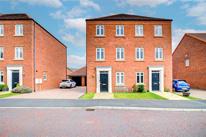3 Bedroom Semi-Detached House For Sale In Sunningdale, Durham, DH1