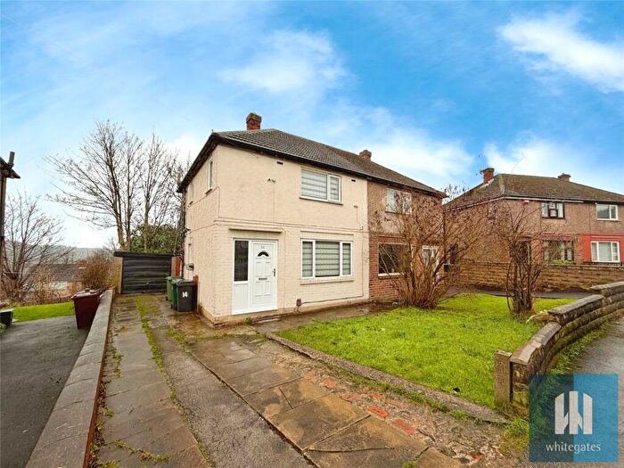 3 Bedroom Semi Detached House For Sale In Ochrewell Avenue, Huddersfield, HD2