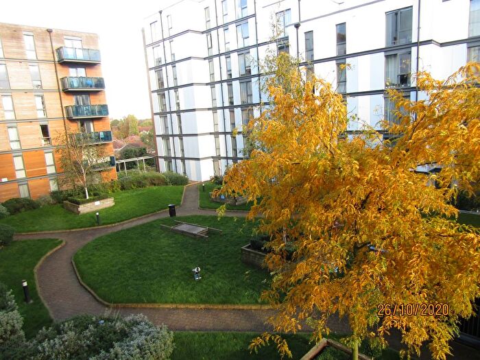 2 Bedroom Flat To Rent In Needleman Close, Colindale, NW9