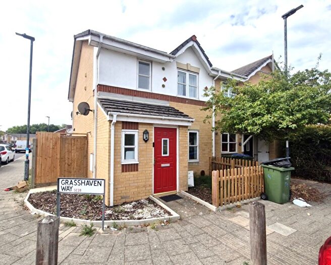 3 Bedroom End Terrace House To Rent In Grasshaven Way, London, London, SE28