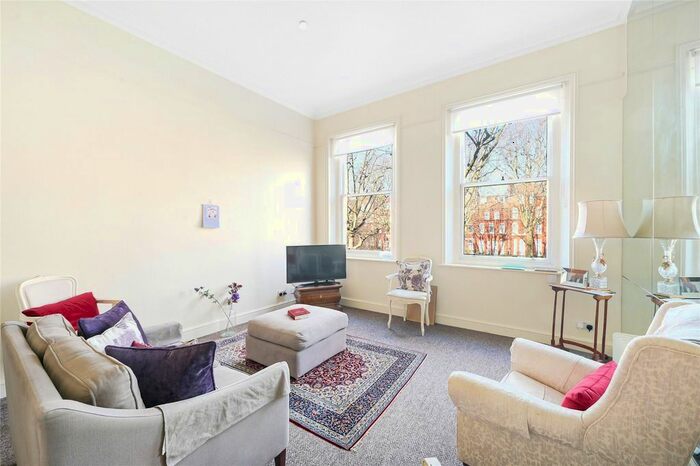 2 Bedroom Flat To Rent In Barkston Gardens, Earls Court, London, SW5