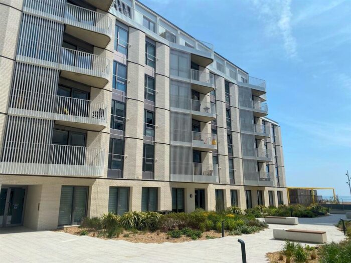 1 Bedroom Flat To Rent In Brighton Road, Worthing, BN11