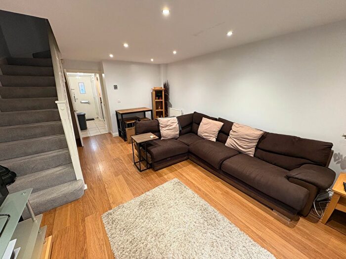 2 Bedroom Property To Rent In Willowbrook Gardens, Cardiff, CF3