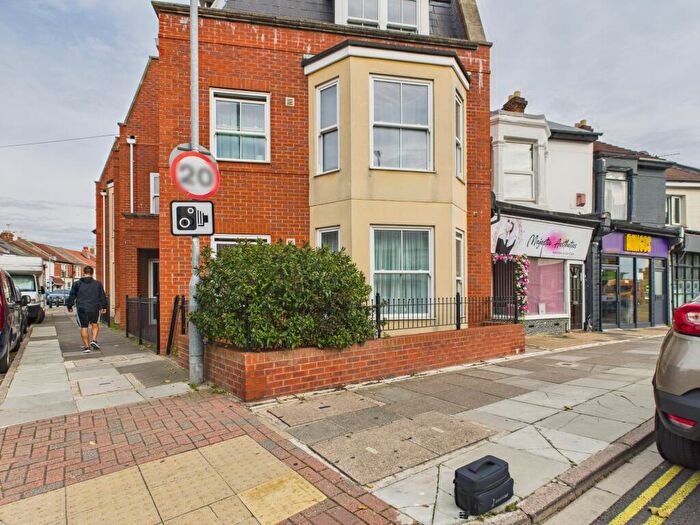 1 Bedroom Flat For Sale In Dunbar Road, Eastney, Portsmouth, PO4