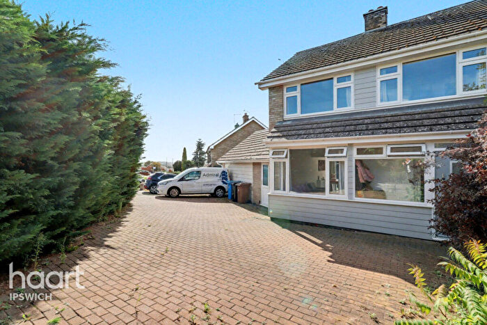 3 Bedroom Semi-Detached House For Sale In Bridgwater Road, Ipswich, IP2