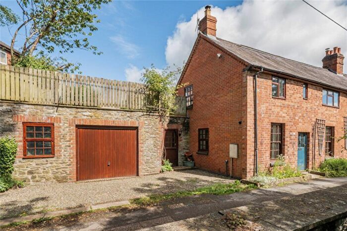 3 Bedroom End Of Terrace House For Sale In Mill Road, Knighton, Powys, LD7