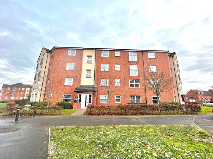 2 Bedroom Flat To Rent In Wharf Lane, Solihull, West Midlands, B91