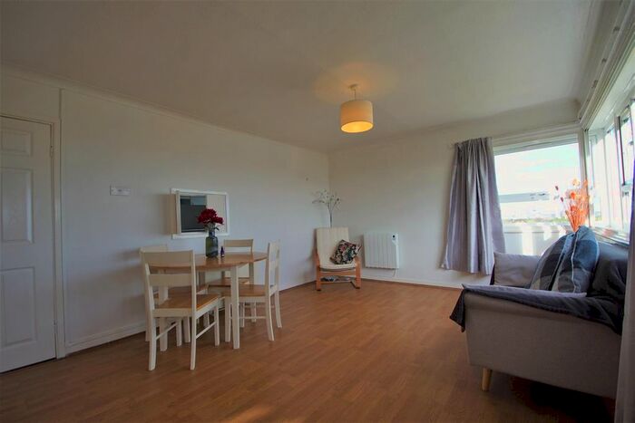 1 Bedroom Flat To Rent In Yardley Wood Road, Moseley, Birmingham, B13