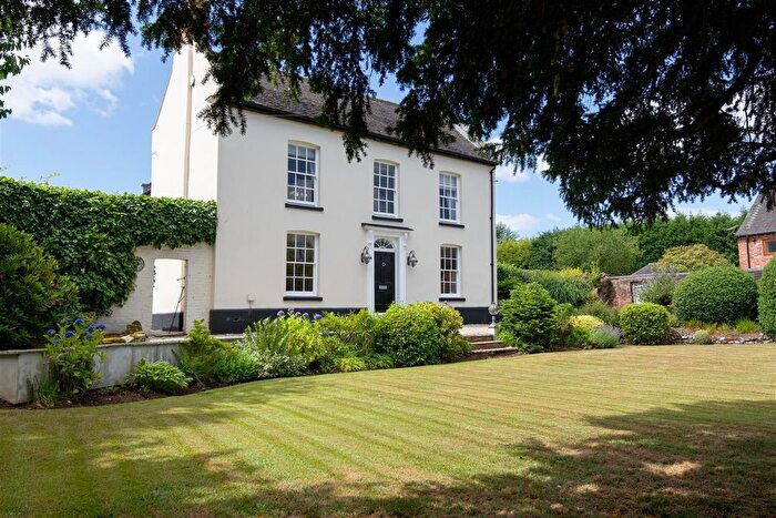 5 Bedroom Detached House For Sale In Hall Lane, Hammerwich, Nr Lichfield, WS7