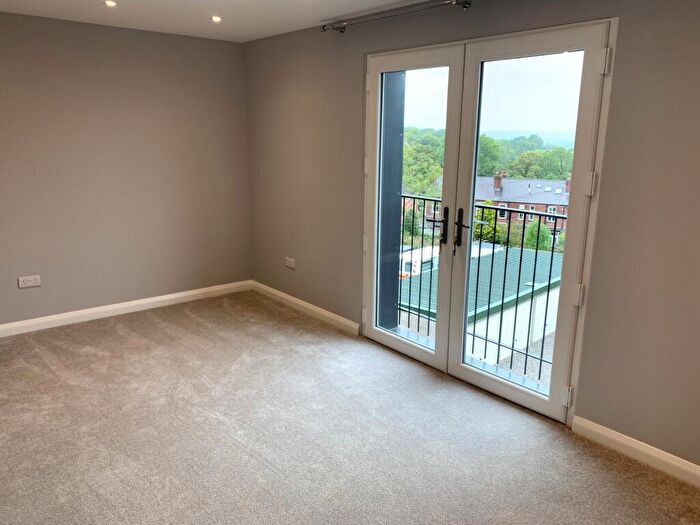 2 Bedroom Apartment To Rent In Buxton Road; Disley., SK12