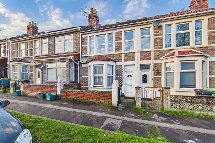 3 Bedroom Terraced House For Sale In Updating | Parking | Kingswood, BS15