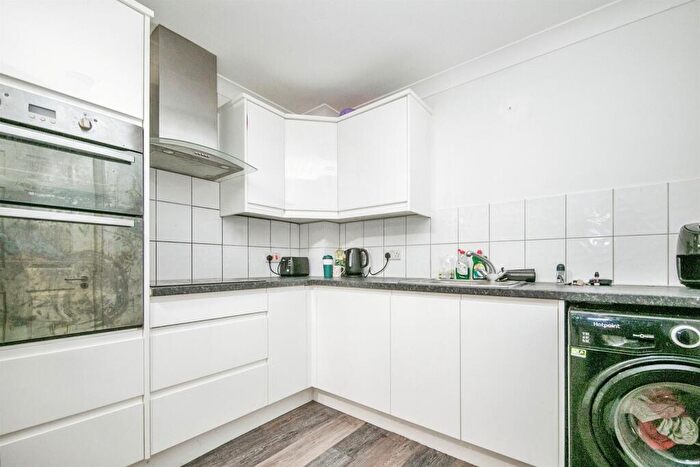 1 Bedroom Apartment For Sale In Eld Lane, Colchester, CO1