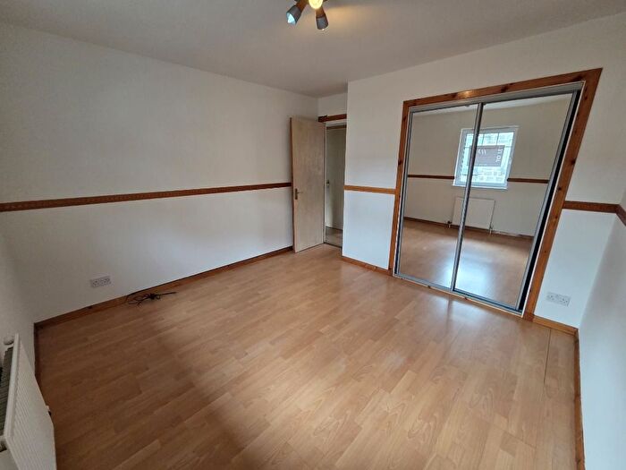 2 Bedroom Flat To Rent In St Clair Street, City Centre, Aberdeen, AB24