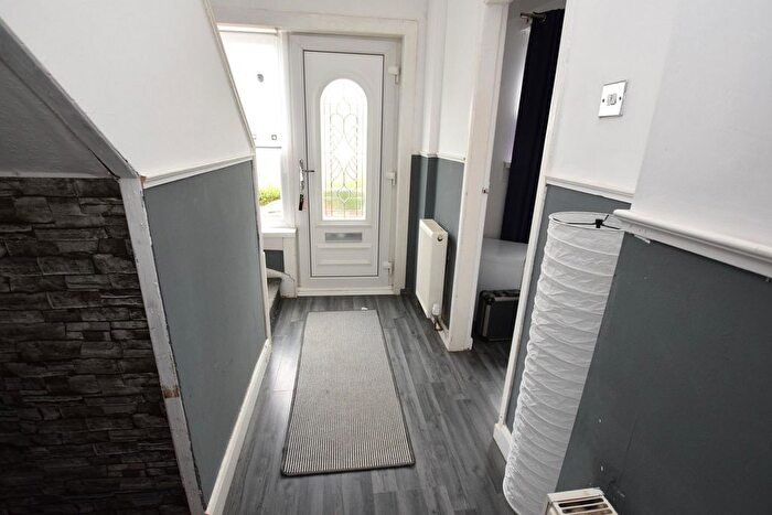 2 Bedroom End Of Terrace House For Sale In Linnhe Crescent, Wishaw, ML2
