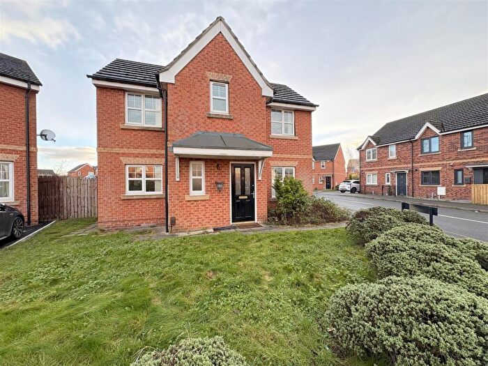 3 Bedroom Detached House To Rent In Richmond Way, Darlington, DL1