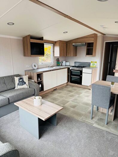 3 Bedroom Park Home For Sale In Eyemouth Road, Coldingham, Eyemouth, TD14