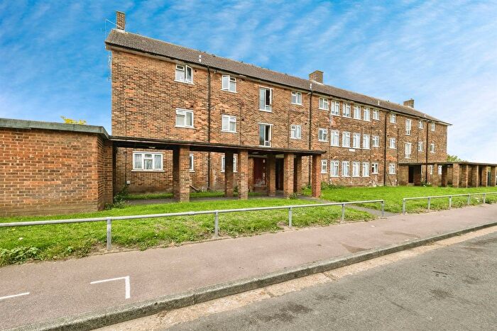 2 Bedroom Flat For Sale In Woodshire Road, Dagenham, RM10
