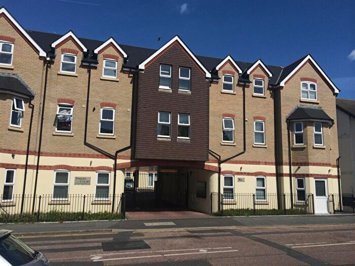 1 Bedroom Flat To Rent In Southcote Road, BH1