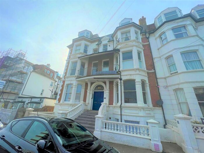 2 Bedroom Flat To Rent In Sea Road, Bexhill-On-Sea, TN40