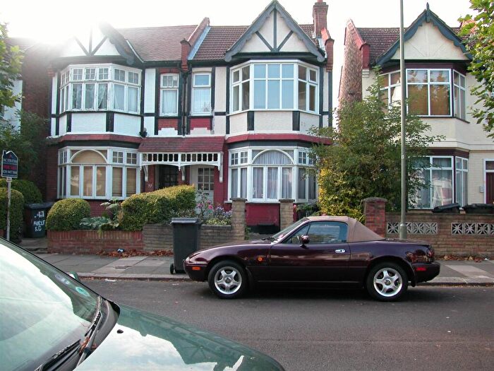 1 Bedroom Maisonette To Rent In Audley Road, Hendon, London, NW4