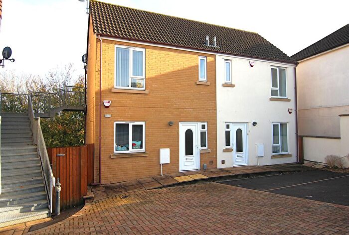 2 Bedroom Flat To Rent In City View, Headley Lane, Bristol, BS13