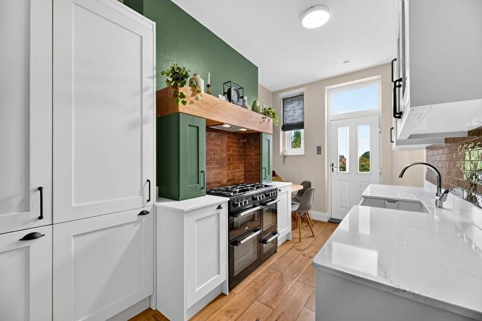 4 Bedroom Villa For Sale In Normanton Terrace, Newcastle Upon Tyne, NE4