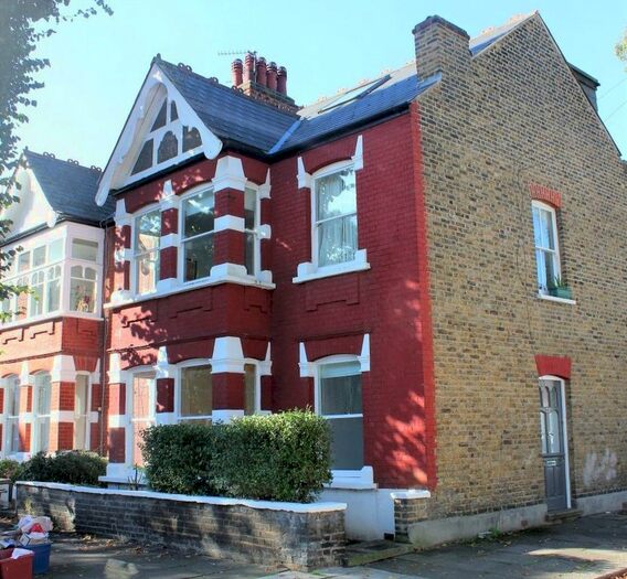 2 Bedroom Flat To Rent In Cleveland Avenue, London, Greater London, W4