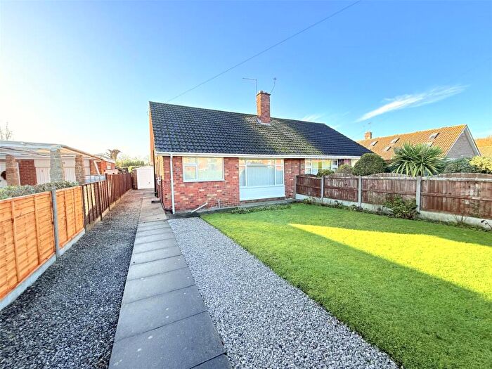 2 Bedroom Bungalow To Rent In Thorpe Road Avenue, Howden, Goole, East Yorkshire, DN14