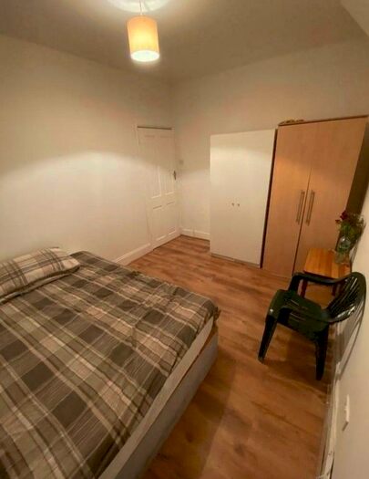 3 Bedroom Flat To Rent In Philip Lane, London N15