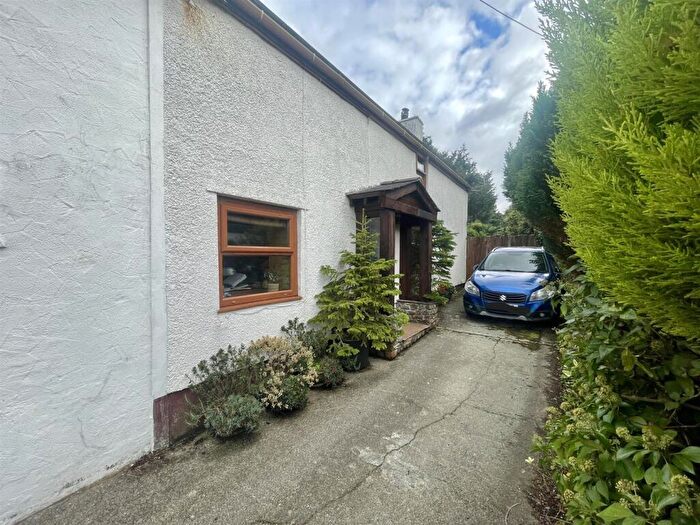 3 Bedroom House For Sale In Rhoscefnhir, Pentraeth, LL75