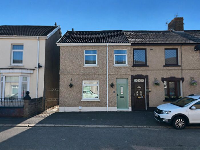 3 Bedroom Semi Detached House For Sale In Marged Street, Llanelli, SA15