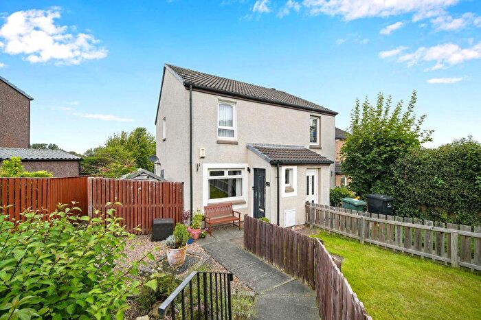 2 Bedroom End Of Terrace House For Sale In Fauldburn, East Craigs, Edinburgh, EH12
